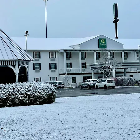 Quality Inn & Suites Bellville - Mansfield